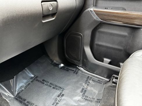 Used 2020 Chevrolet Silverado 1500 LT w/ All-Star Edition image 21