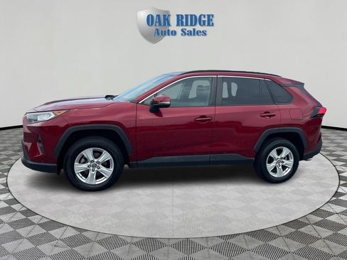 Used 2019 Toyota RAV4 XLE w/ Convenience Package AWD/4WD image 8