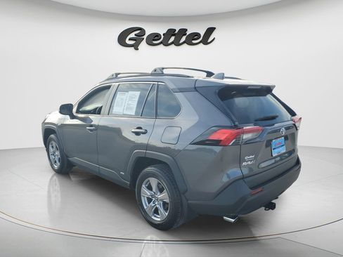 Used 2025 Toyota RAV4 XLE AWD/4WD image 7