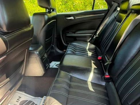 Used 2020 Chrysler 300 S RWD image 8