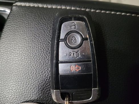 Used 2018 Ford Fusion S image 32