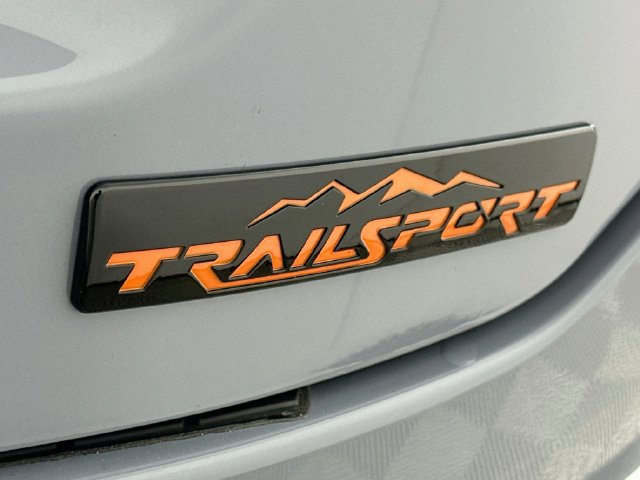 Used 2025 Honda Pilot TrailSport image 31