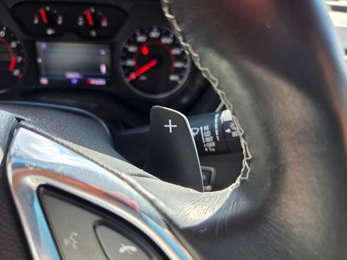 Used 2023 Chevrolet Camaro LT RWD image 31