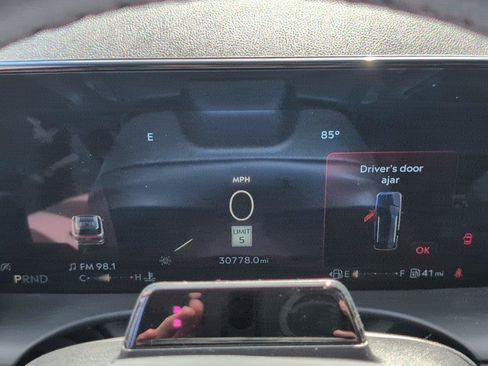 Used 2025 Lincoln Aviator AWD image 27