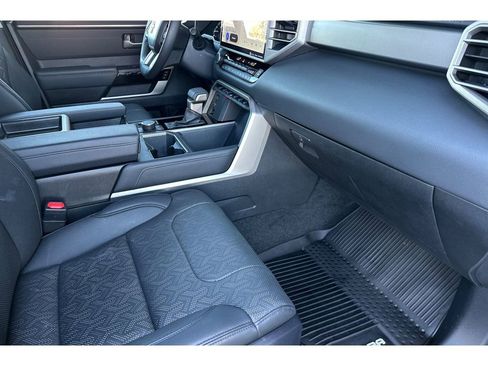 Used 2023 Toyota Tundra Limited image 16