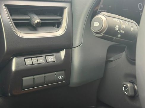 New 2026 Lexus UX 300h AWD image 19