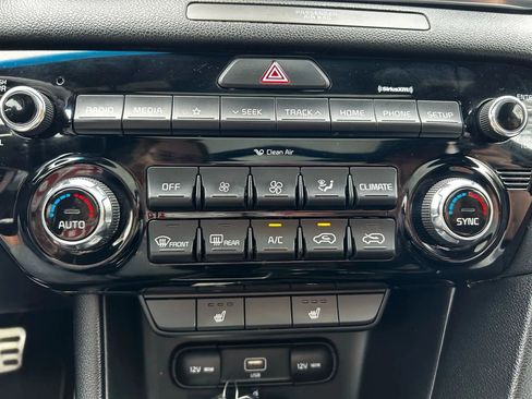 Used 2021 Kia Sportage S w/ S FWD Premium Package image 22