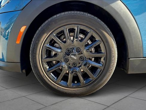 Used 2023 MINI Cooper 2-Door Hardtop image 10