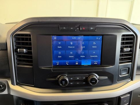 Used 2021 Ford F150 XLT image 20