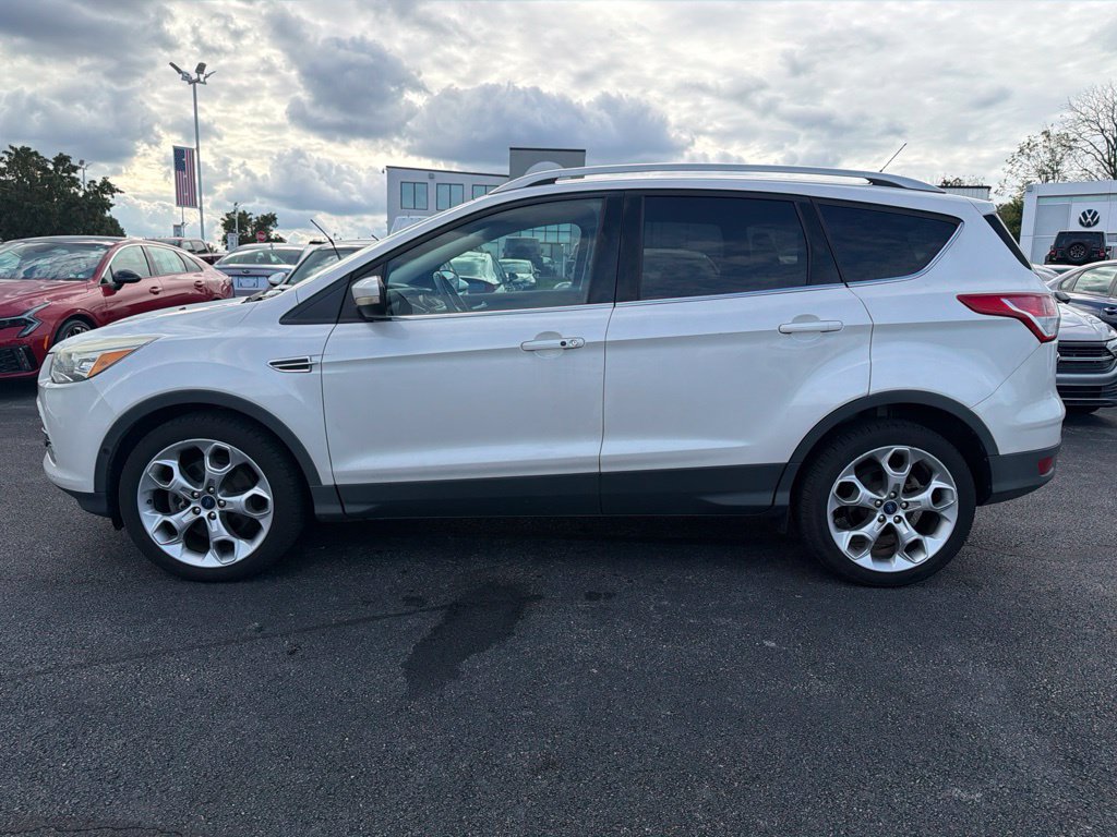 Used 2015 Ford Escape Titanium w/ Equipment Group 301A AWD/4WD image 3
