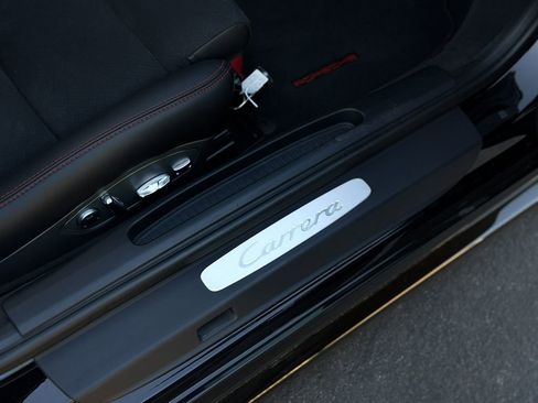 Used 2012 Porsche 911 Carrera image 27