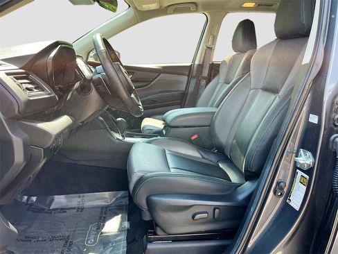 Used 2024 Subaru Ascent Onyx Edition image 19