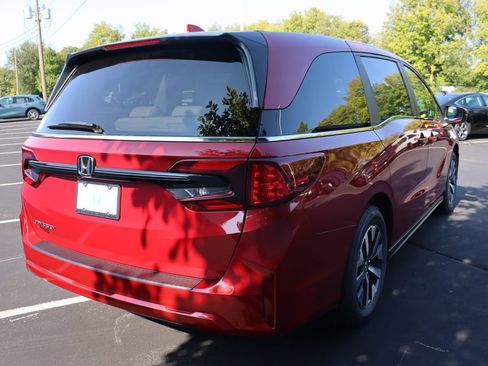 Used 2026 Honda Odyssey EX-L image 5