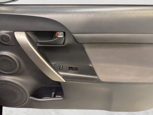 Used 2015 Scion tC FWD image 15