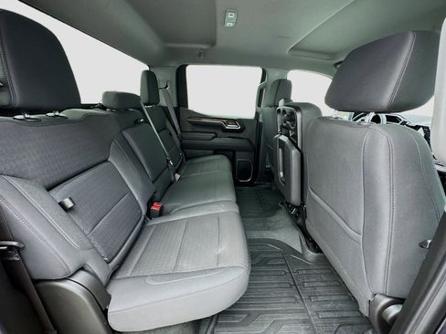 Used 2024 GMC Sierra 1500 Elevation w/ LPO, Elevation Black Package image 18