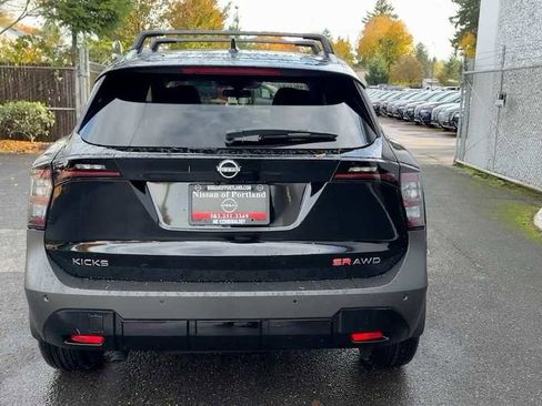 New 2026 Nissan Kicks SR w/ SR Premium Package image 11