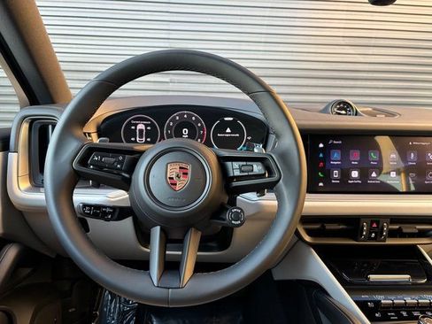 Certified 2026 Porsche Cayenne Coupe AWD/4WD image 14