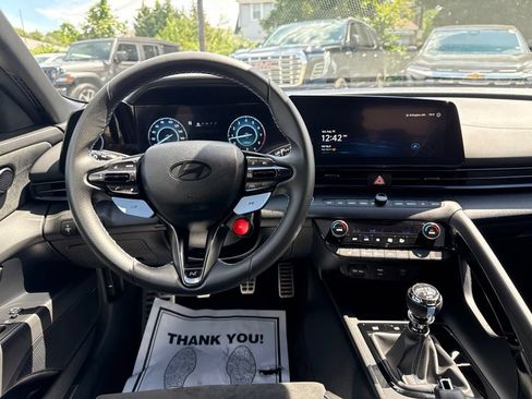 Certified 2025 Hyundai Elantra N FWD image 23