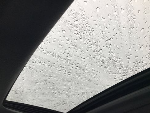 Used 2020 Toyota Corolla SE w/ SE Premium Package image 24