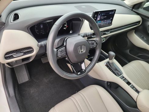 Used 2023 Honda HR-V EX-L image 25