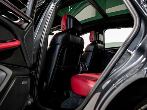 Used 2021 Porsche Macan GTS image 34