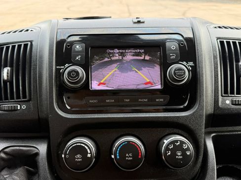 Used 2021 RAM ProMaster 2500 FWD image 17