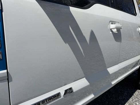 Used 2021 Ford F250 Lariat w/ Lariat Value Package image 12