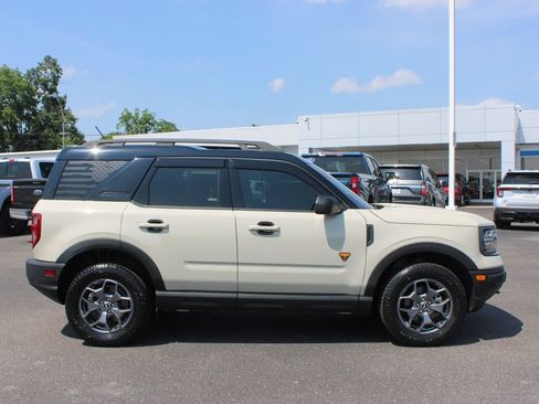 Used 2024 Ford Bronco Sport Badlands w/ Premium Package AWD/4WD image 11