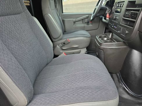 Used 2024 Chevrolet Express 2500 w/ Driver Convenience Package image 18