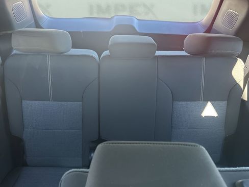 Used 2025 GMC Acadia Elevation image 12