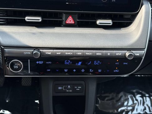 Used 2025 Hyundai Ioniq 5 SE RWD image 6
