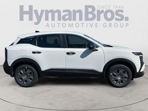 New 2026 Nissan Kicks S FWD image 2