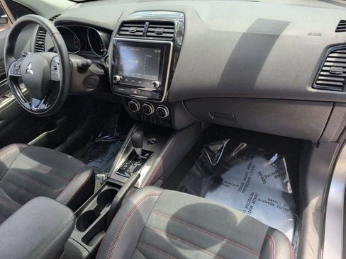 Used 2025 Mitsubishi Outlander Sport SE AWD/4WD image 31