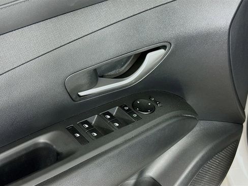 Used 2025 Hyundai Tucson SEL image 12