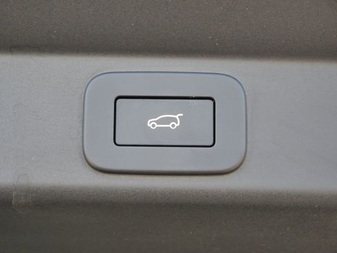 Used 2024 Land Rover Range Rover Sport Dynamic SE image 21