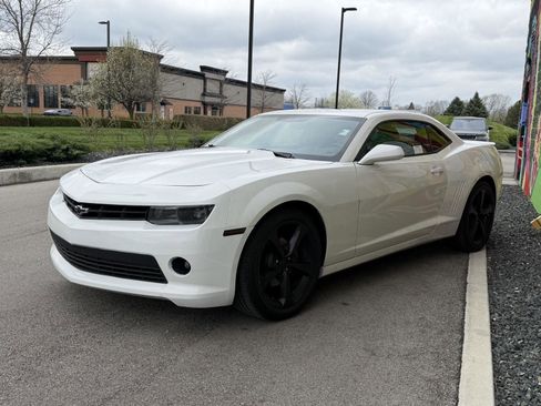 Used 2015 Chevrolet Camaro LT w/ RS Package image 8