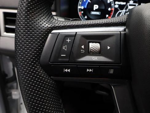 Used 2023 Mitsubishi Outlander SE image 27