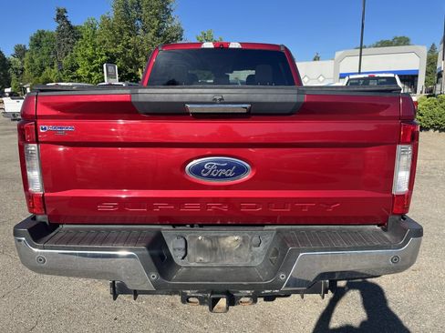 Used 2019 Ford F250 XLT w/ XLT Premium Package AWD/4WD image 7