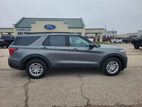 New 2026 Ford Explorer Active image 22