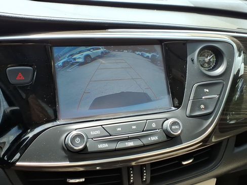 Used 2019 Buick Envision Essence AWD/4WD image 20
