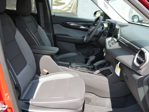 New 2026 Chevrolet TrailBlazer LS w/ LS Convenience Package FWD image 8