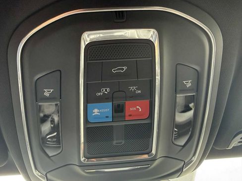 New 2026 Jeep Grand Wagoneer 4WD image 19