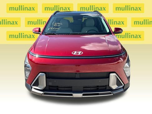 Used 2025 Hyundai Kona Limited FWD image 22