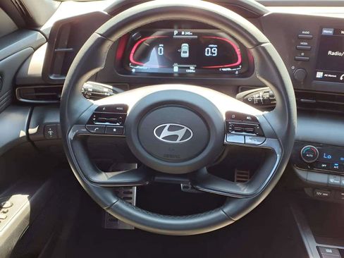 Certified 2025 Hyundai Elantra Sport FWD image 19
