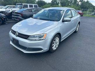 Used 2013 Volkswagen Jetta SE FWD video 1