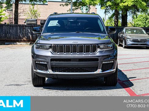 Used 2021 Jeep Grand Cherokee L Limited RWD image 12