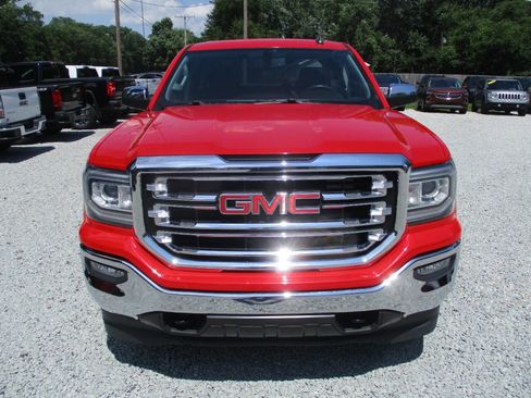 Used 2018 GMC Sierra 1500 SLT w/ SLT Premium Package image 9