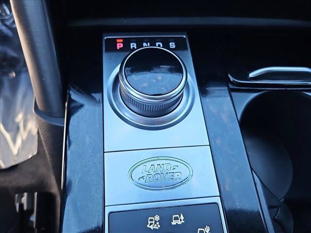 Used 2018 Land Rover Discovery HSE AWD/4WD image 12