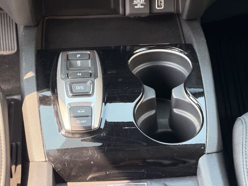 Certified 2021 Honda Pilot Touring image 19