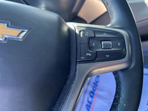 Used 2023 Chevrolet Suburban LT AWD/4WD image 14